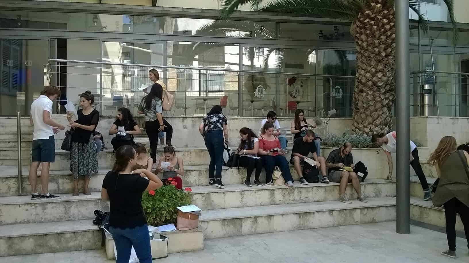 2bStudent worshop _Leventio Museum group photo