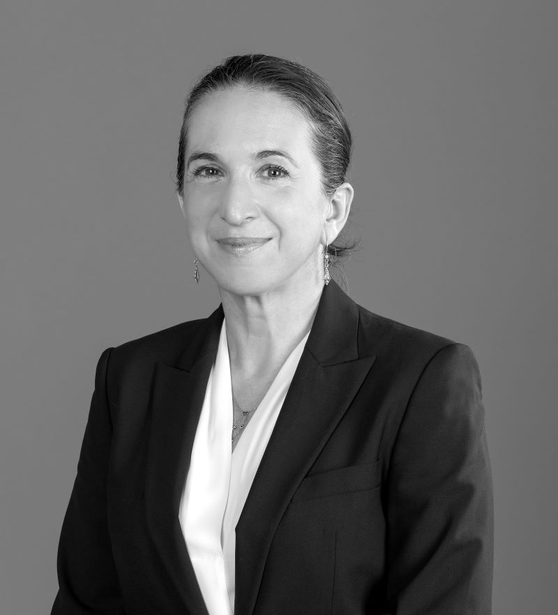 Danagra Ikossi – BW