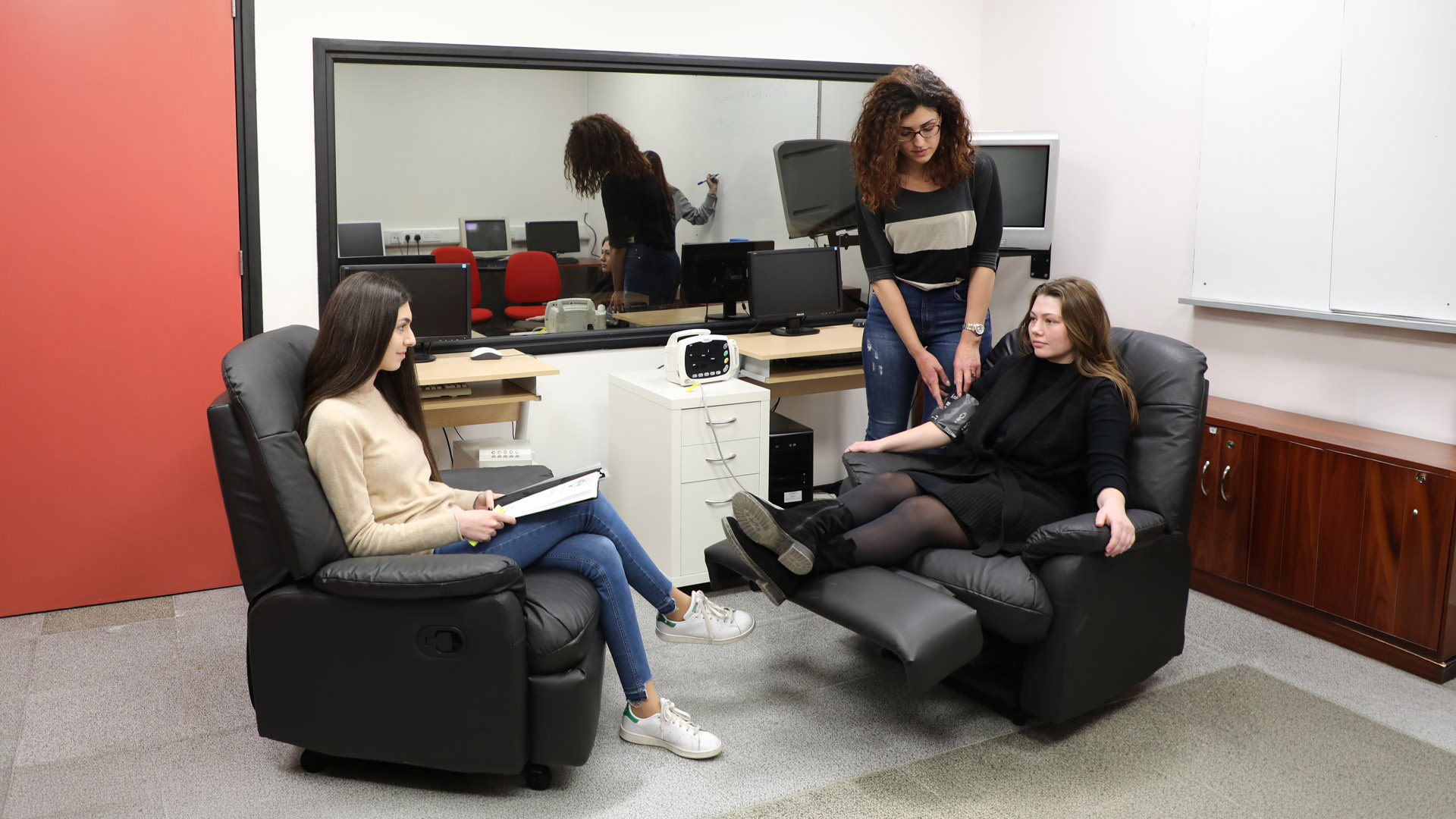 Psychology Lab (3)
