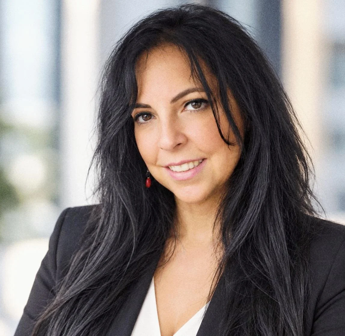 Niki Daliana photo